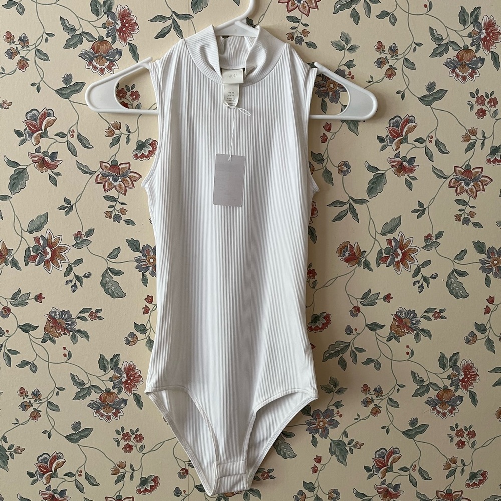 White Sleeveless Bodysuit